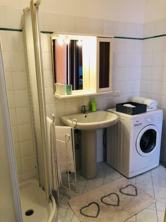 Appartamento Peschiera - Zona Ospedale Pederzoli Песк'єра-дель-Гарда Екстер'єр фото