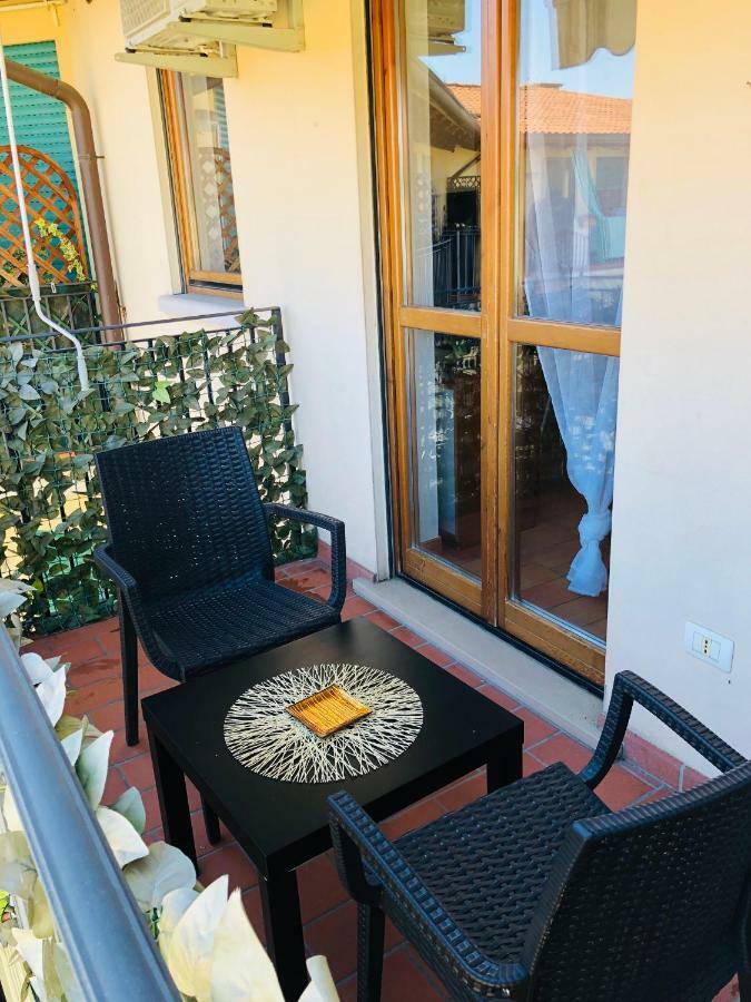 Appartamento Peschiera - Zona Ospedale Pederzoli Песк'єра-дель-Гарда Екстер'єр фото