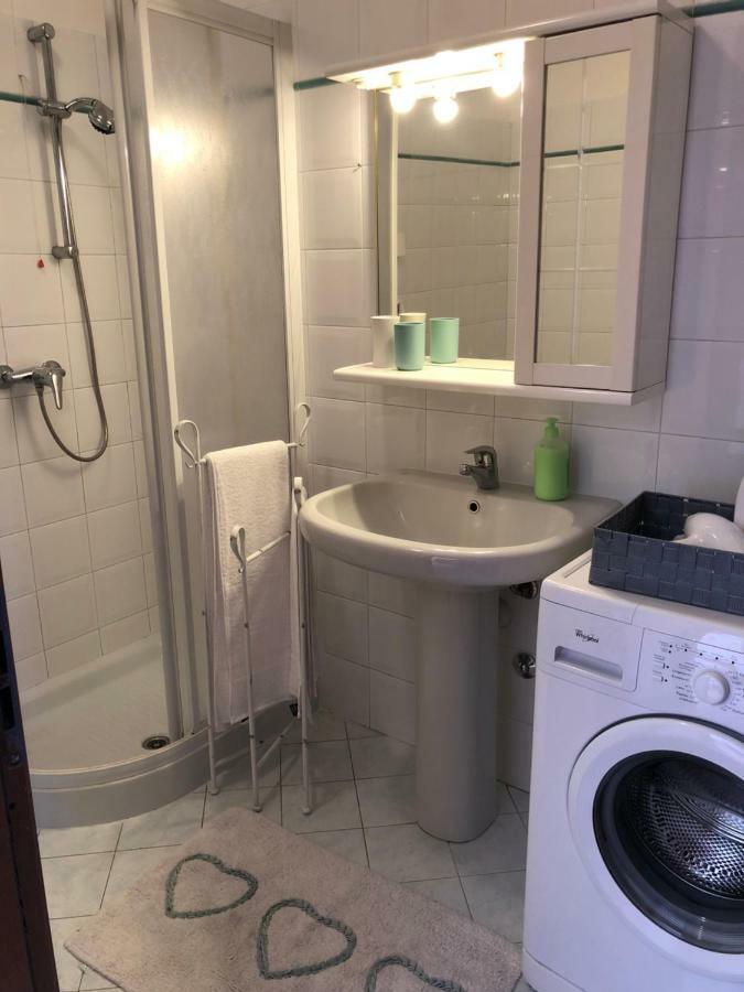 Appartamento Peschiera - Zona Ospedale Pederzoli Песк'єра-дель-Гарда Екстер'єр фото